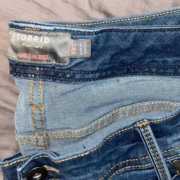 Torrid Luxe Slim Boot Jeans Size 18S - Picture 2 of 3